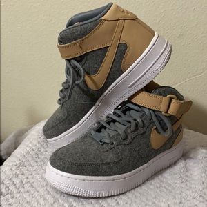 Nike Air High Tops Size 6.5